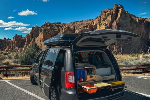 Comment optimiser l'espace avec un kit aménagement van et voiture